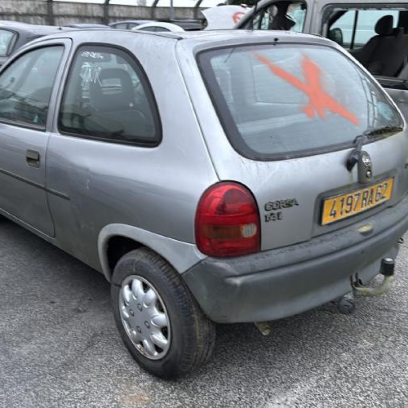 Moteur essuie glace avant OPEL CORSA B Photo n°11