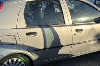 Optique avant principal gauche (feux)(phare) FIAT PUNTO 2