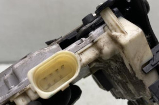 Serrure arriere droit AUDI A4 3