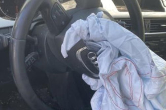 Serrure avant droit AUDI A4 3
