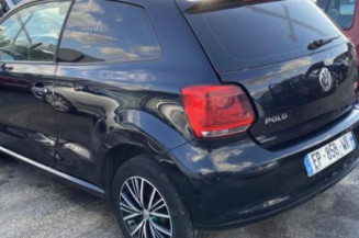 Serrure avant gauche VOLKSWAGEN POLO 5
