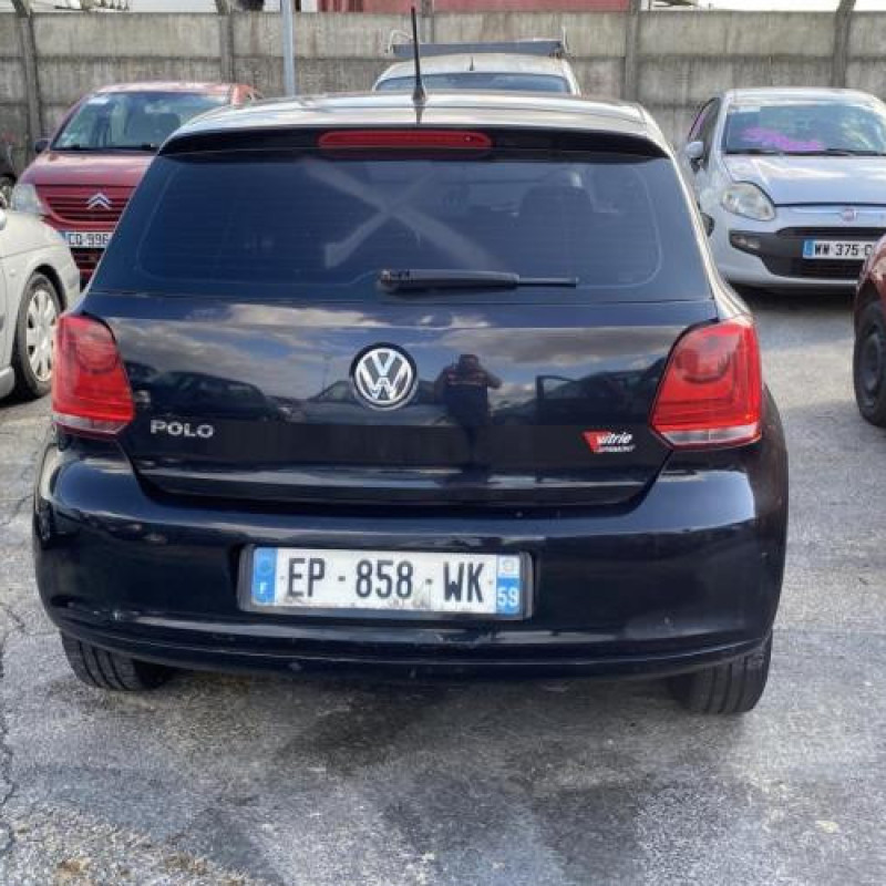 Serrure avant gauche VOLKSWAGEN POLO 5 Photo n°10