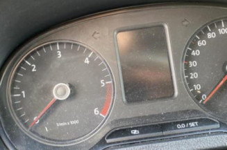 Serrure avant gauche VOLKSWAGEN POLO 5