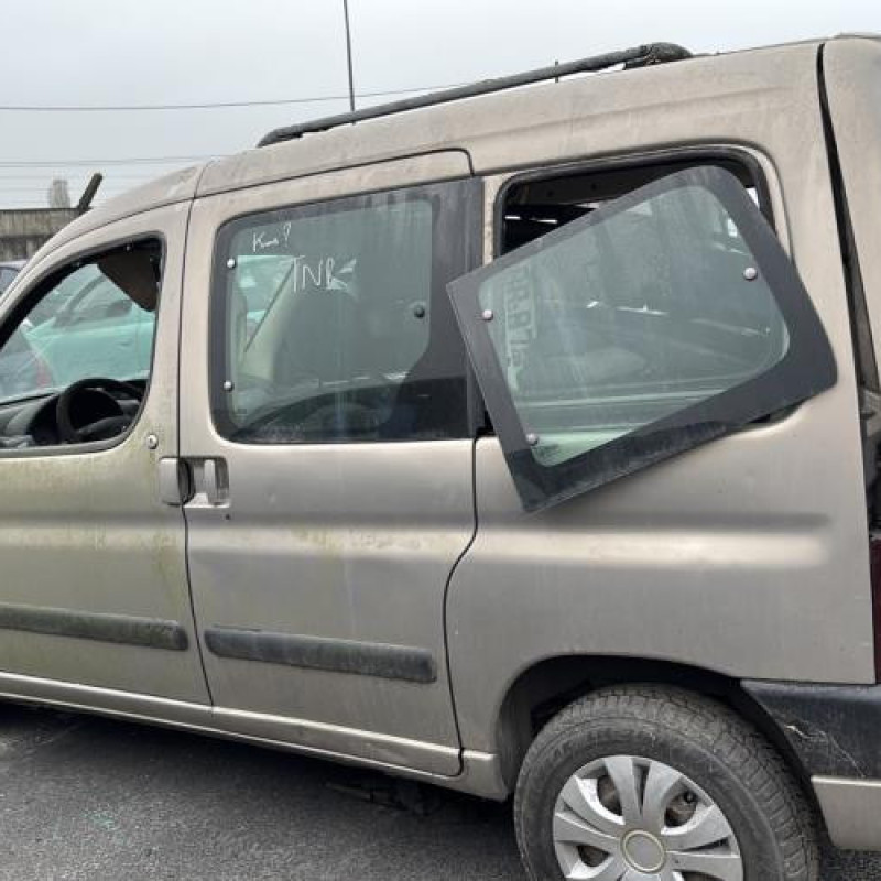 Serrure avant droit CITROEN BERLINGO 1 Photo n°10