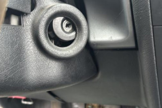 Serrure avant droit CITROEN BERLINGO 1