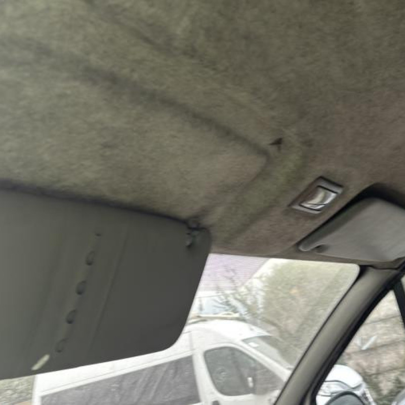 Optique avant principal gauche (feux)(phare) RENAULT TRAFIC 2 Photo n°16