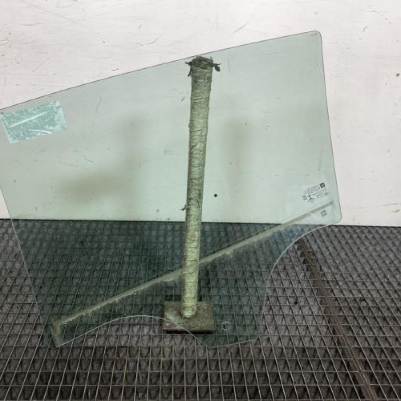 Vitre arriere droit OPEL ASTRA K Photo n°6