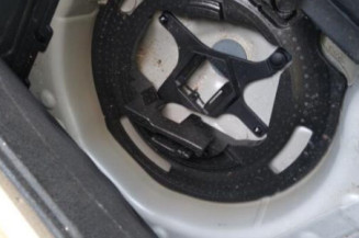 Amortisseur avant droit PEUGEOT 3008 1
