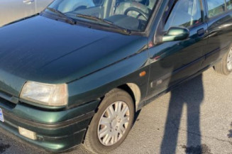Amortisseur avant droit RENAULT CLIO 1