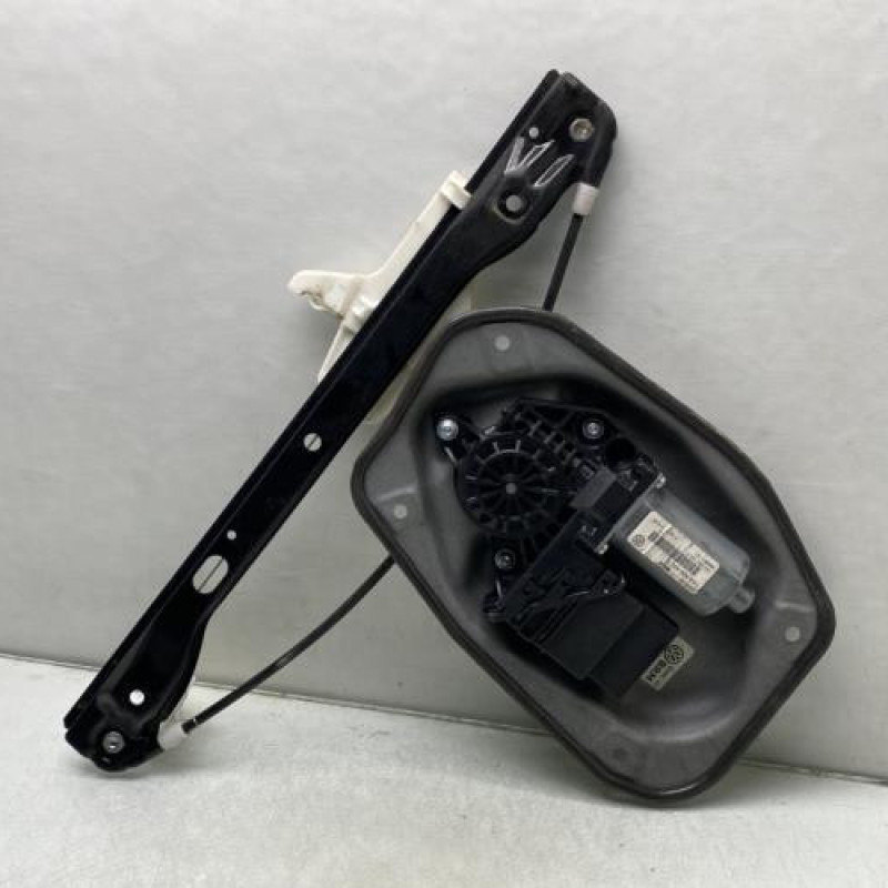 Leve vitre electrique arriere droit VOLKSWAGEN GOLF 5 Photo n°5
