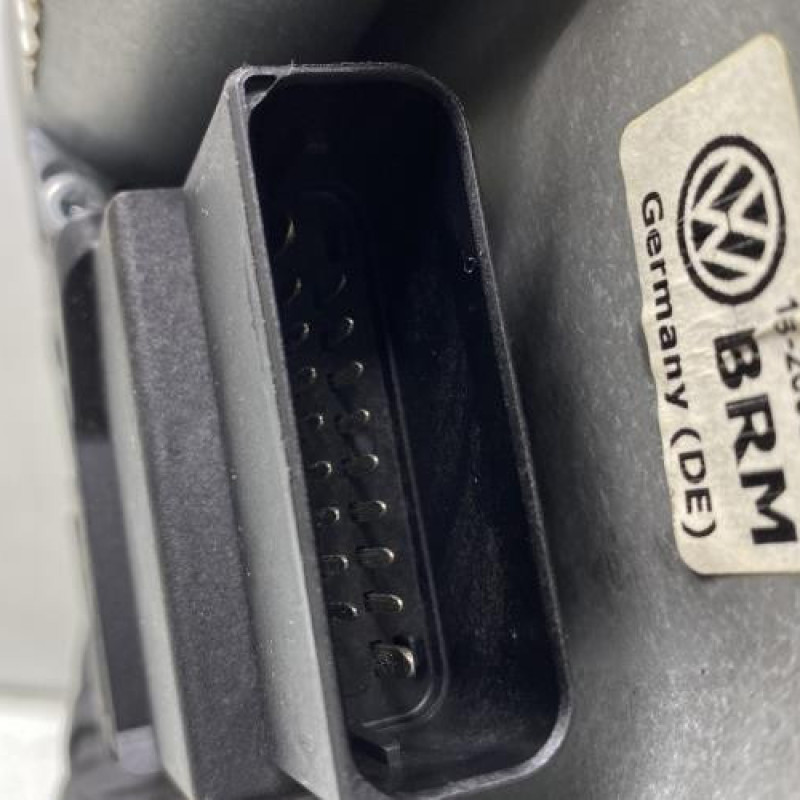 Leve vitre electrique arriere droit VOLKSWAGEN GOLF 5 Photo n°8