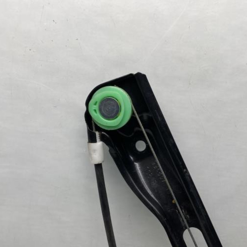 Leve vitre electrique arriere gauche VOLKSWAGEN GOLF 5 Photo n°3