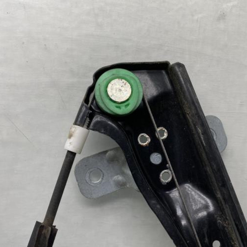 Leve vitre electrique avant droit VOLKSWAGEN GOLF 5 Photo n°3