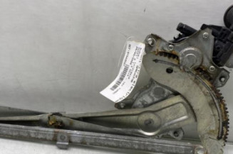 Leve vitre electrique avant gauche SUZUKI SWIFT 3 Photo n°1