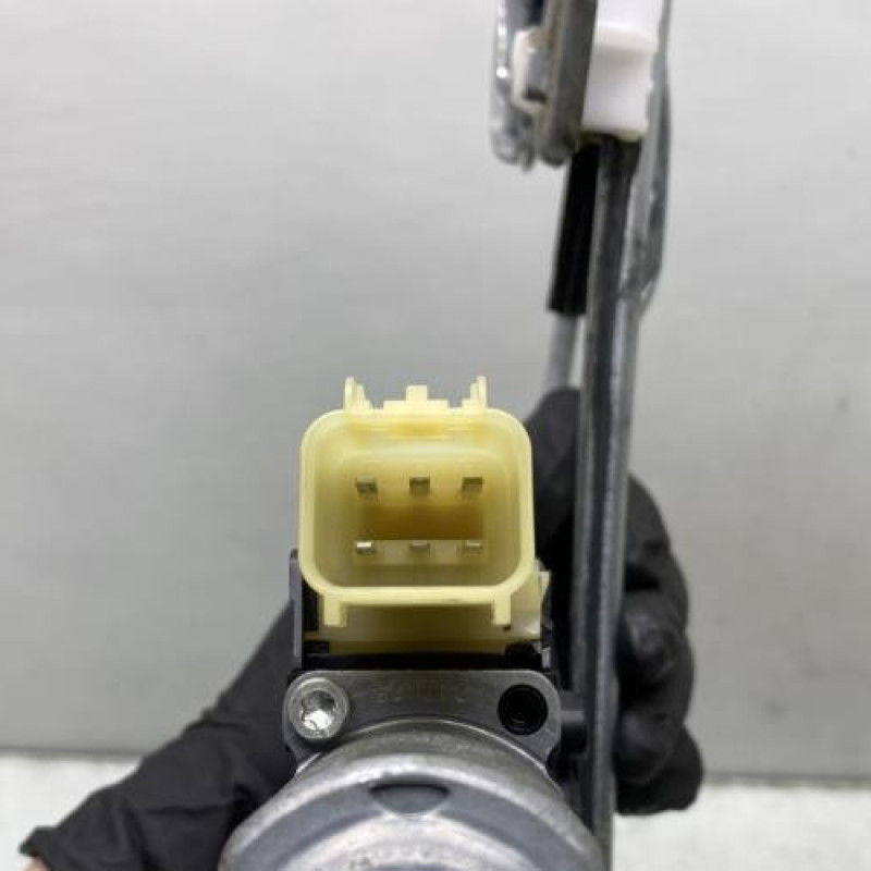 Leve vitre electrique avant gauche FORD FIESTA 6 Photo n°4