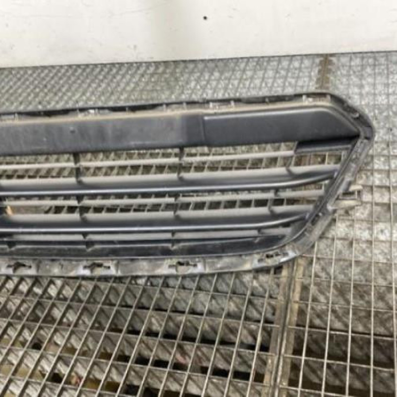 Grille de pare choc PEUGEOT 108 Photo n°3