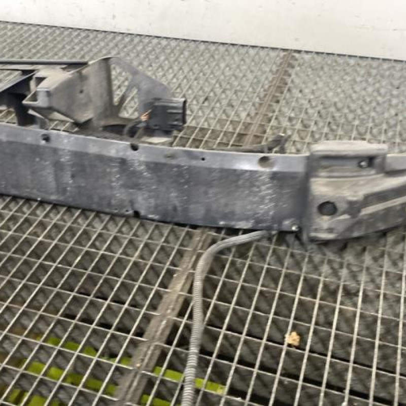 Renfort pare choc avant (traverse) OPEL ZAFIRA B Photo n°3