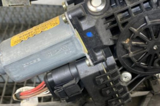 Leve vitre electrique avant gauche AUDI A4 1