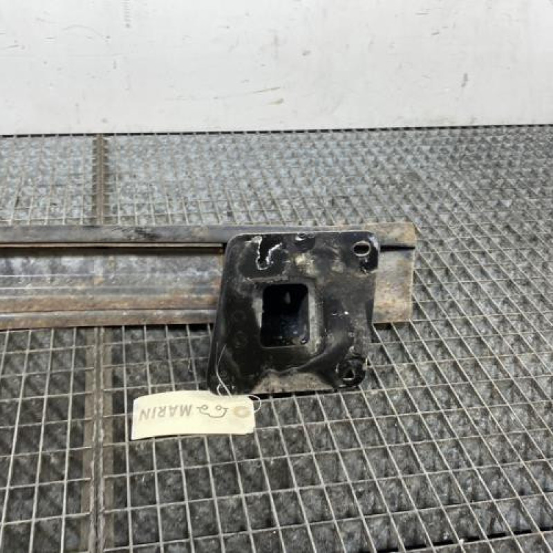 Renfort pare choc arriere (traverse) VOLKSWAGEN FOX Photo n°5