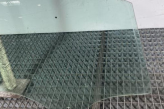 Vitre avant droit FORD FOCUS 3