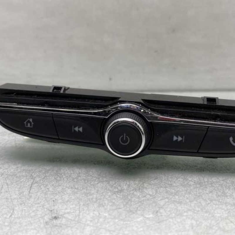 Commande autoradio OPEL ASTRA K Photo n°1