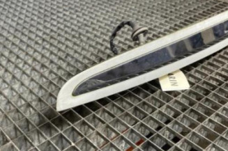 Baguette de coffre HYUNDAI SANTA FE 2