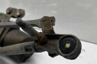 Moteur essuie glace avant RENAULT CLIO 1