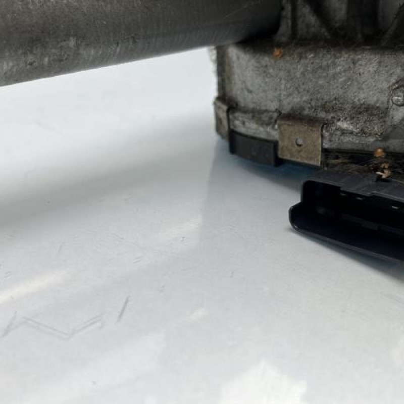 Moteur essuie glace avant PEUGEOT 308 1 Photo n°6