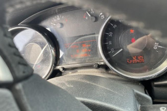 PEUGEOT 3008 1 PHASE 1 1.6 HDI - 16V TURBO