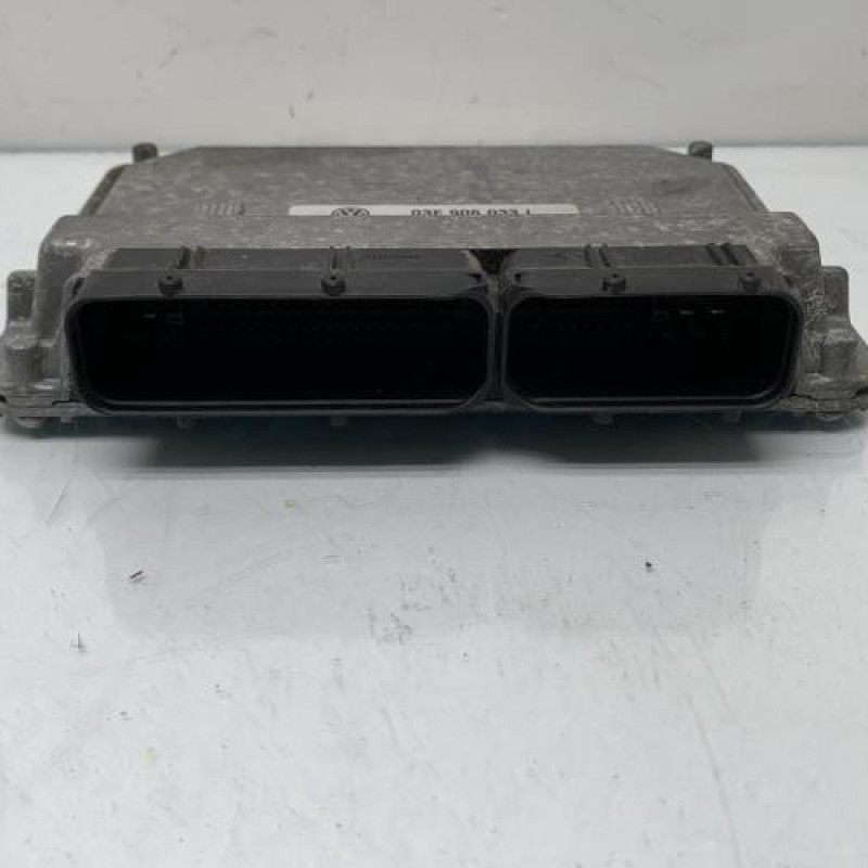 Calculateur moteur VOLKSWAGEN POLO 4 Photo n°3