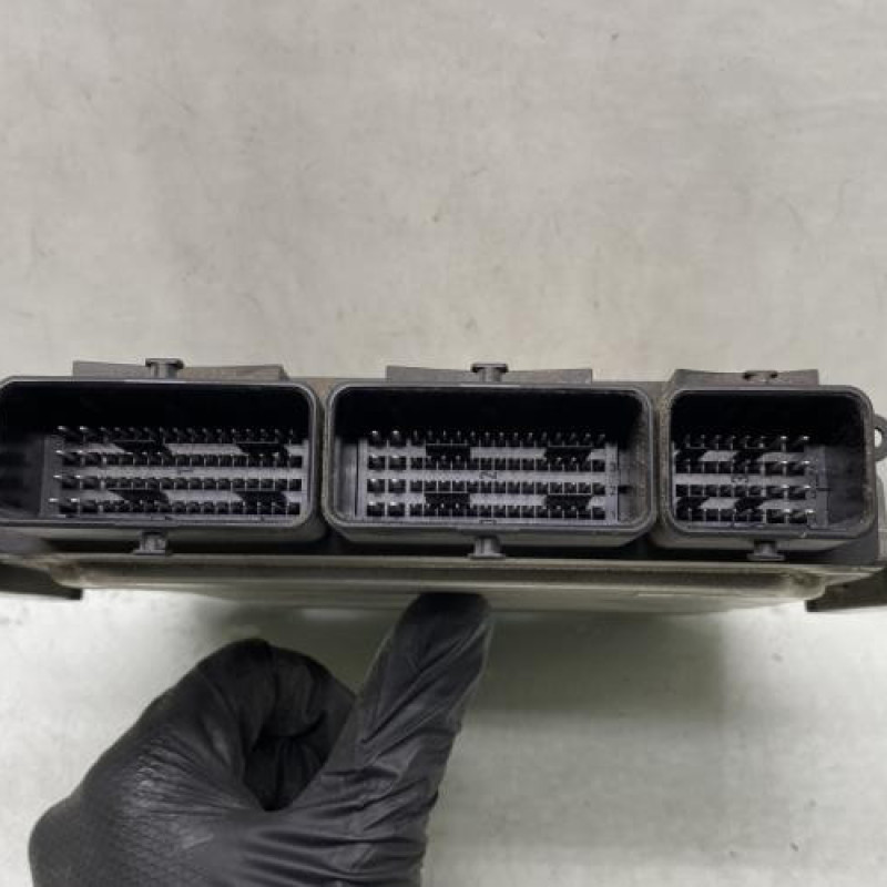 Calculateur moteur NISSAN QASHQAI 1 Photo n°3