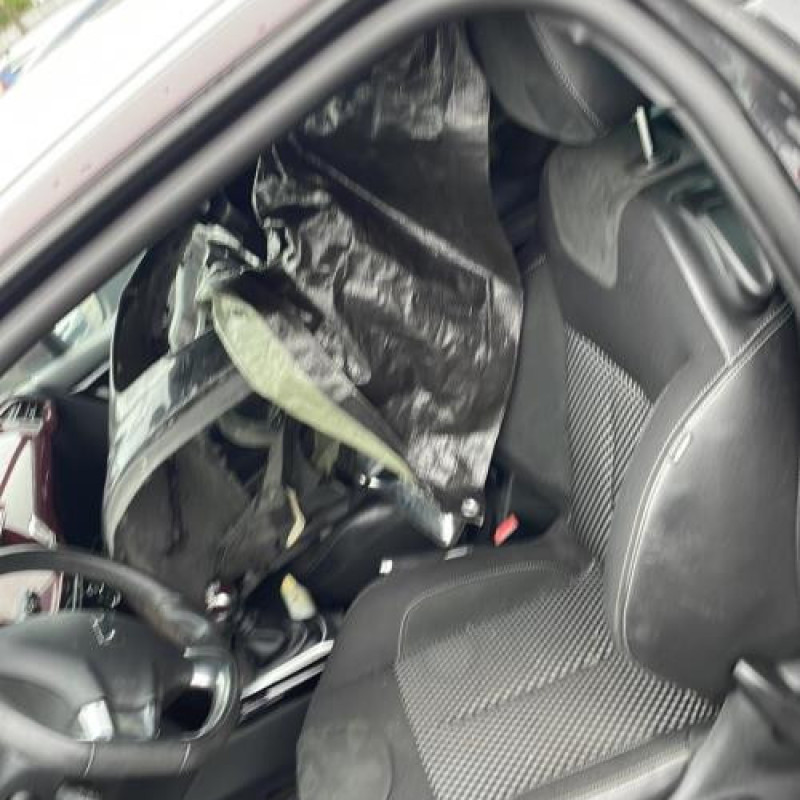 Calculateur moteur CITROEN DS3 Photo n°9