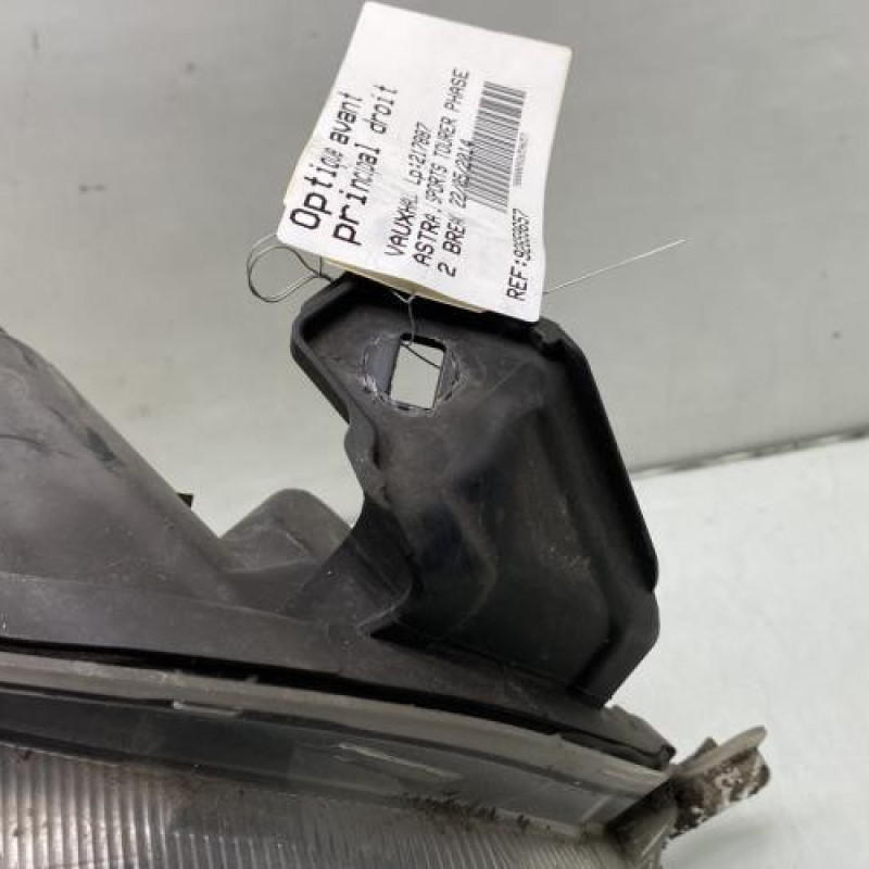 Optique avant principal droit (feux)(phare) VAUXHALL ASTRA J SPORTS Photo n°3