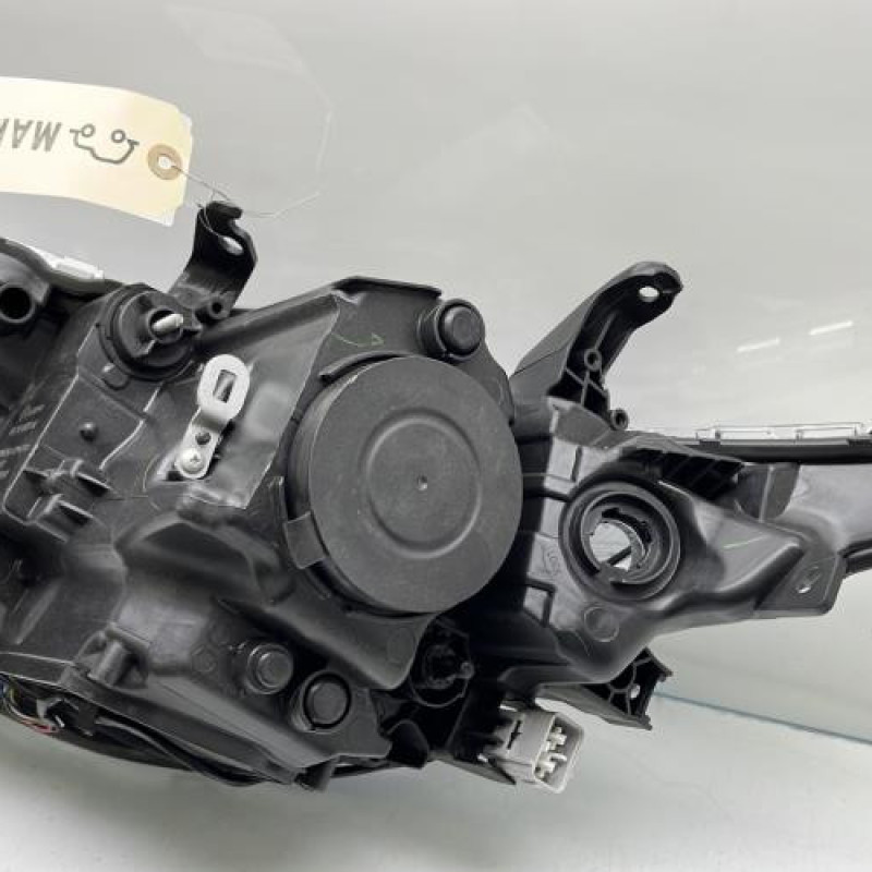 Optique avant principal droit (feux)(phare) TOYOTA AURIS 2 Photo n°8