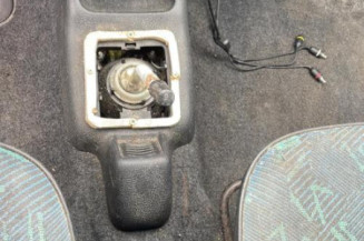 Calculateur moteur PEUGEOT 106