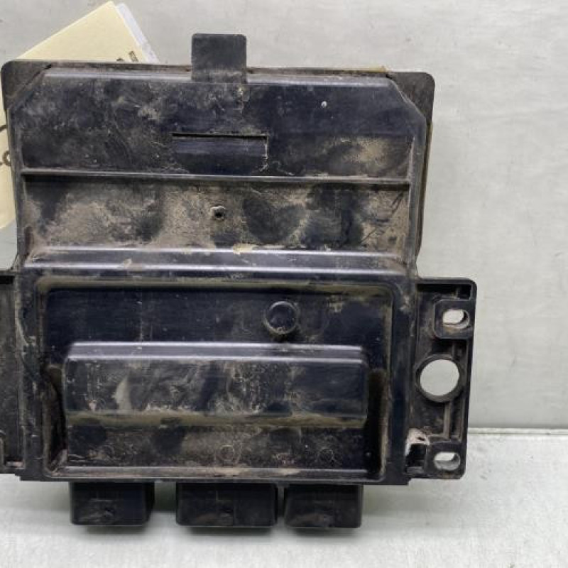 Calculateur moteur RENAULT CLIO 2 Photo n°4