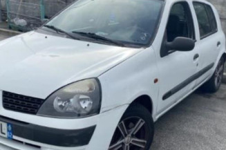 Calculateur moteur RENAULT CLIO 2