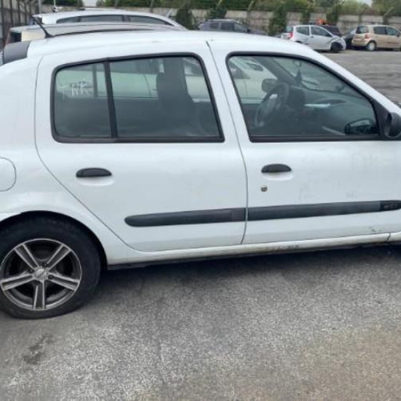 Calculateur moteur RENAULT CLIO 2 Photo n°11