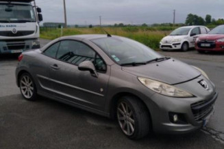 Calculateur moteur PEUGEOT 207