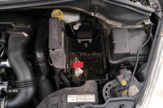 Calculateur moteur PEUGEOT 207
