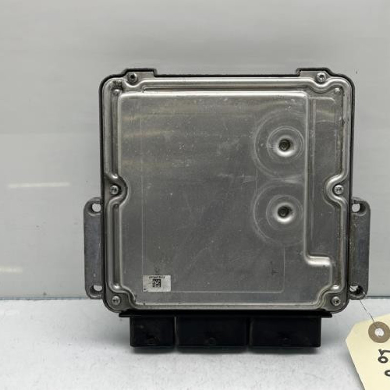 Calculateur moteur DACIA SANDERO 2 Photo n°4