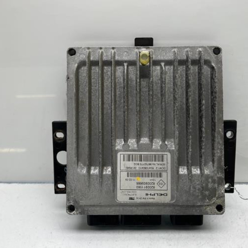 Calculateur moteur RENAULT CLIO 3 Photo n°1