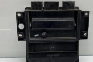 Calculateur moteur RENAULT CLIO 3