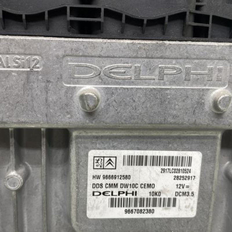 Calculateur moteur PEUGEOT RCZ Photo n°3