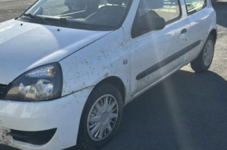 Calculateur moteur RENAULT CLIO 2 CAMPUS