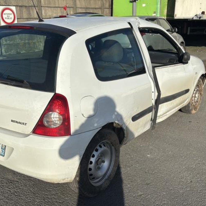 Calculateur moteur RENAULT CLIO 2 CAMPUS Photo n°7