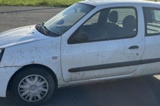 Calculateur moteur RENAULT CLIO 2 CAMPUS