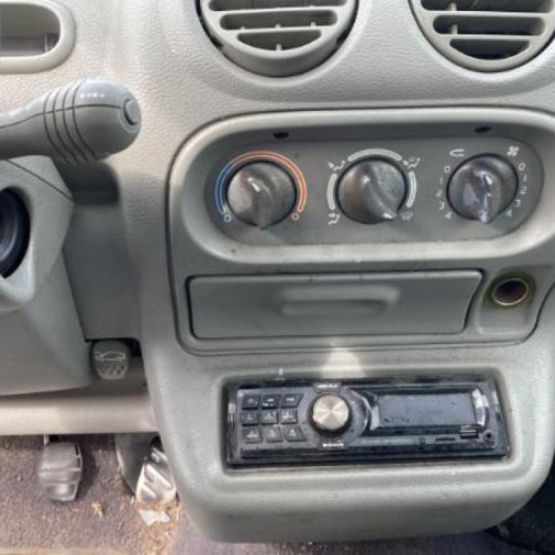 Calculateur moteur RENAULT TWINGO 1 Photo n°16