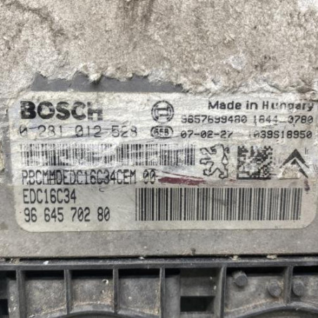 Calculateur moteur PEUGEOT 206