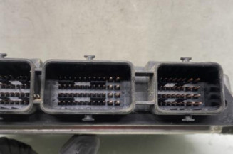 Calculateur moteur PEUGEOT 206